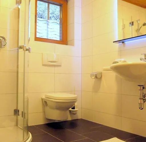 Alberta's * Heinfels